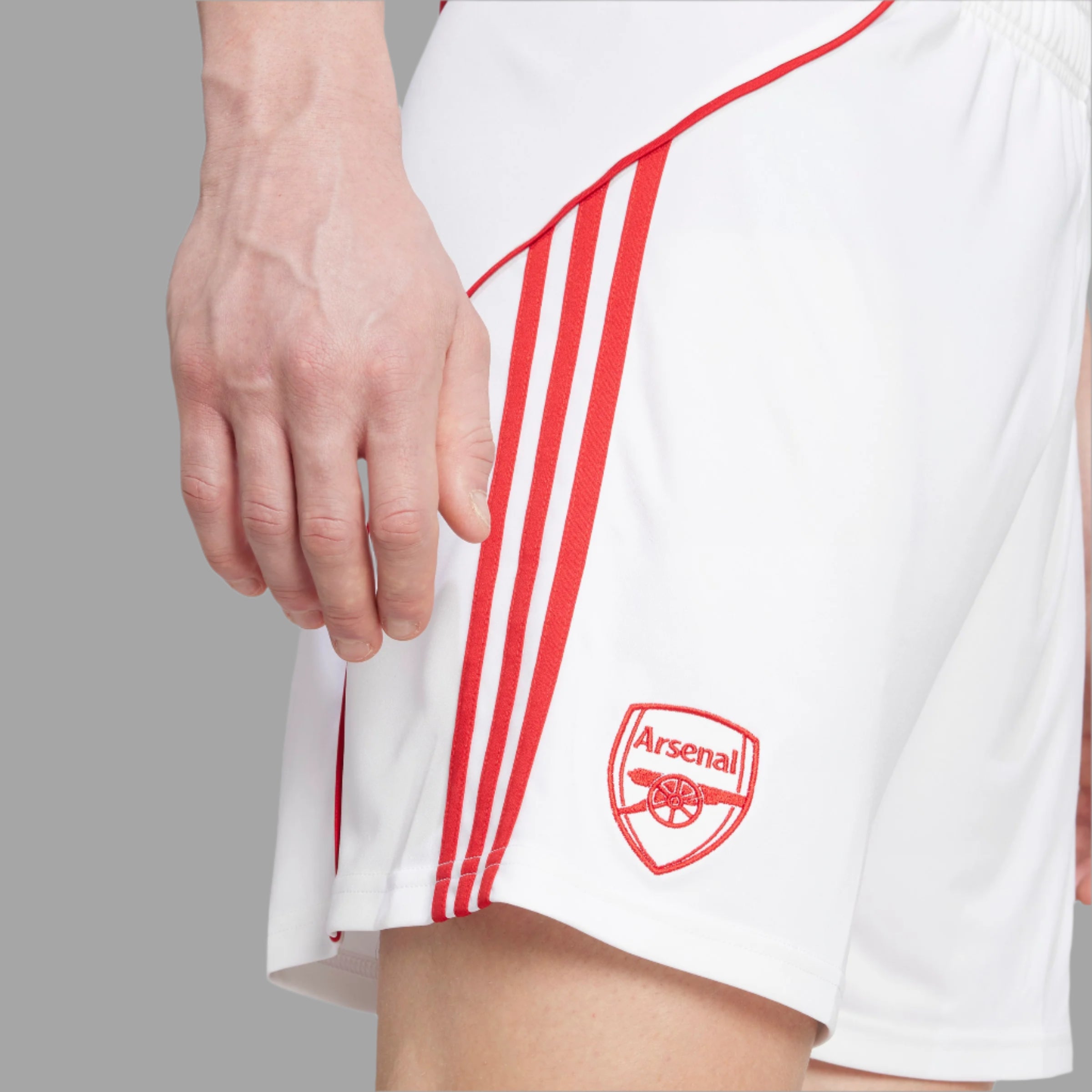 Arsenal 2025/26 Home Shorts Straight Fit