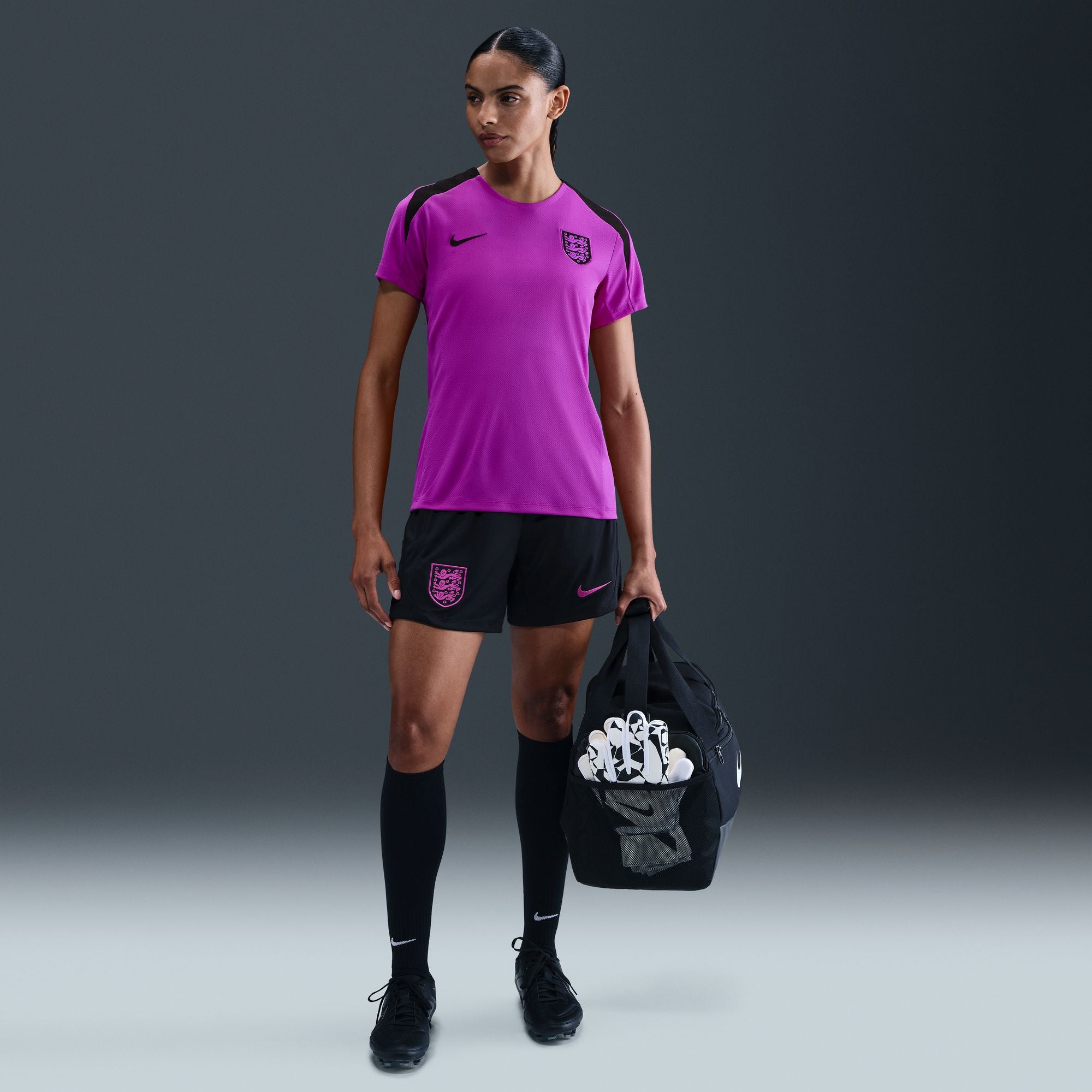England Strike Curved Fit Nike Dri-FIT Soccer Short-Sleeve Top